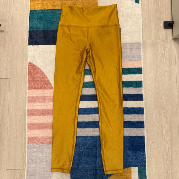 Athleta Pants - Athleta Elation Shine Tight Gold Small Leggings Yoga High Rise Workout Shimmer